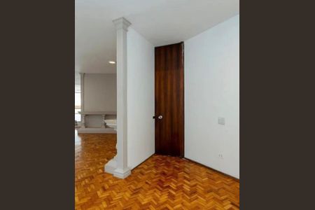 Apartamento à venda com 3 quartos, 200m² em Cerqueira César, São Paulo