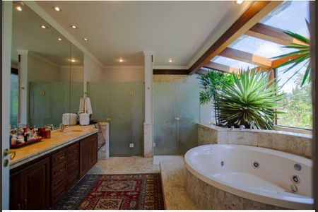 Casa à venda com 740m², 4 quartos e 8 vagas