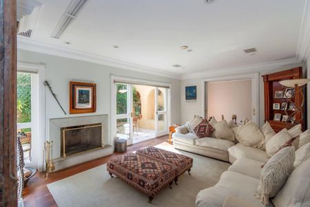 Casa à venda com 740m², 4 quartos e 8 vagas