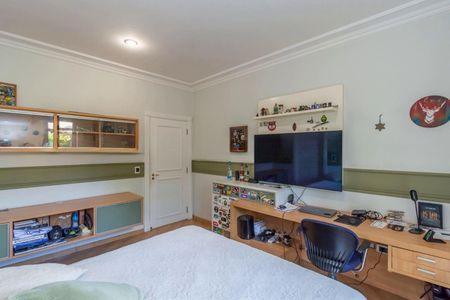 Casa à venda com 740m², 4 quartos e 8 vagas