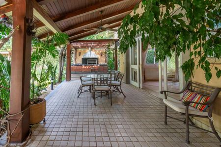 Casa à venda com 740m², 4 quartos e 8 vagas