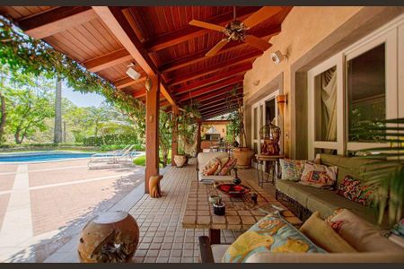 Casa à venda com 740m², 4 quartos e 8 vagas