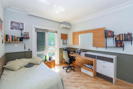 Casa à venda com 740m², 4 quartos e 8 vagas