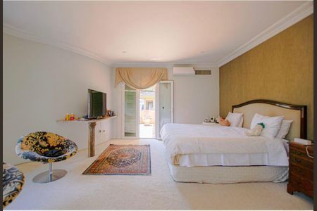 Casa à venda com 740m², 4 quartos e 8 vagas