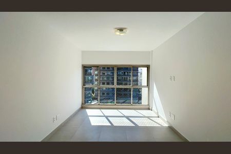 Apartamento à venda com 103m², 3 quartos e 1 vagaSala