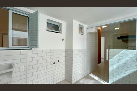 Apartamento à venda com 103m², 3 quartos e 1 vagaÁrea de Serviço