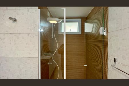 Apartamento à venda com 103m², 3 quartos e 1 vagaBanheiro