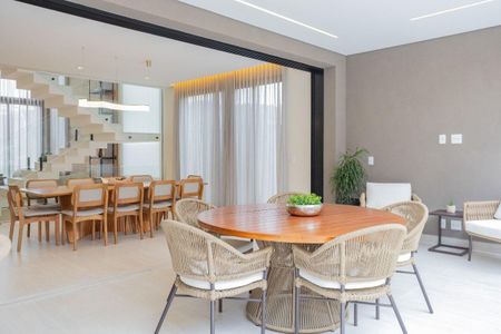 Casa à venda com 4 quartos, 370m² em Alphaville, Santana de Parnaíba
