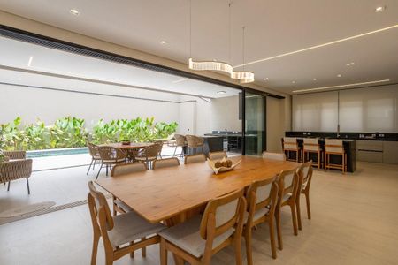 Casa à venda com 4 quartos, 370m² em Alphaville, Santana de Parnaíba