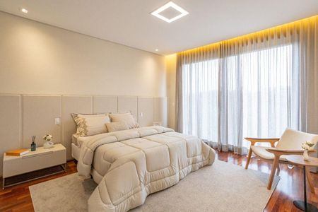 Casa à venda com 4 quartos, 370m² em Alphaville, Santana de Parnaíba