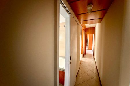 Apartamento para alugar com 145m², 3 quartos e 1 vagaCorredor