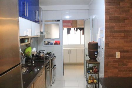 Apartamento à venda com 107m², 3 quartos e 2 vagasCozinha