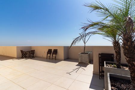 Apartamento à venda com 33m², 2 quartos e sem vaga Apartamento à venda com 33m², 2 quartos e sem vagaTerraço