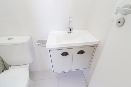 Apartamento à venda com 33m², 2 quartos e sem vagaBanheiro