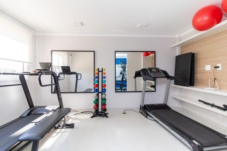 Apartamento à venda com 33m², 2 quartos e sem vaga Apartamento à venda com 33m², 2 quartos e sem vagaÁrea comum - Academia