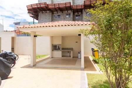 Apartamento à venda com 33m², 2 quartos e sem vaga Apartamento à venda com 33m², 2 quartos e sem vagaÁrea comum - Churrasqueira