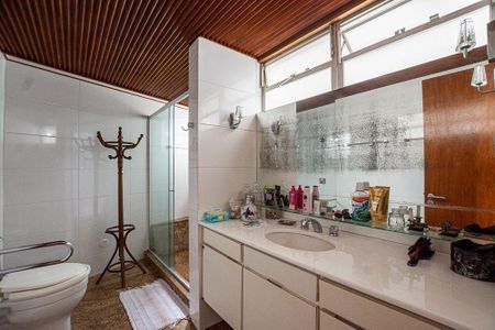 Apartamento à venda com 207m², 4 quartos e 1 vaga