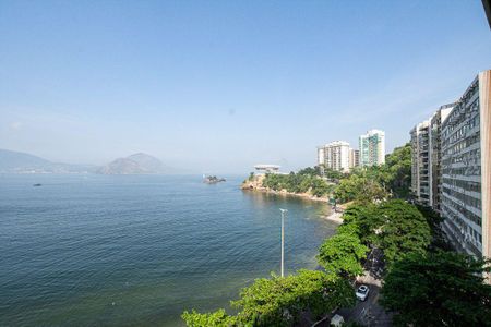 Apartamento à venda com 207m², 4 quartos e 1 vaga