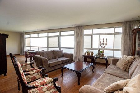 Apartamento à venda com 207m², 4 quartos e 1 vaga