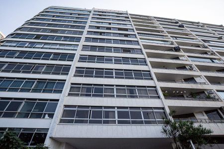Apartamento à venda com 207m², 4 quartos e 1 vaga