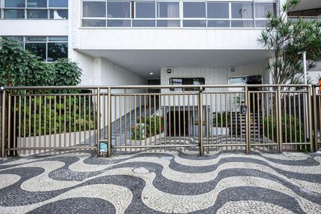 Apartamento à venda com 207m², 4 quartos e 1 vaga
