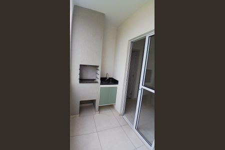 Apartamento para alugar com 63m², 2 quartos e 1 vaga Apartamento para alugar com 63m², 2 quartos e 1 vagaVaranda
