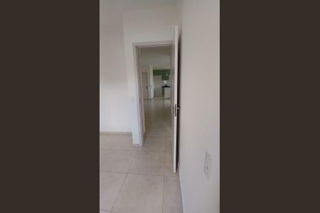 Corredor de apartamento para alugar com 2 quartos, 63m² em Vila São José, Taubaté