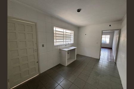 Cozinha de casa para alugar com 2 quartos, 150m² em Parque Edu Chaves, São Paulo