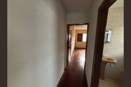 Casa para alugar com 150m², 2 quartos e 1 vaga Casa para alugar com 150m², 2 quartos e 1 vagaCorredor