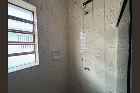 Casa para alugar com 150m², 2 quartos e 1 vaga Casa para alugar com 150m², 2 quartos e 1 vagaBanheiro