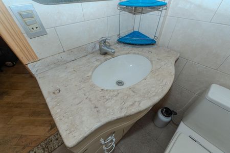 Apartamento para alugar com 110m², 3 quartos e 1 vaga Apartamento para alugar com 110m², 3 quartos e 1 vagaBanheiro