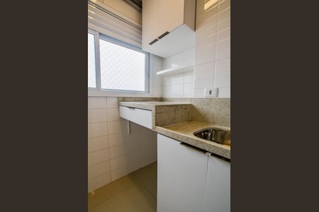 Apartamento para alugar com 49m², 2 quartos e 1 vaga Apartamento para alugar com 49m², 2 quartos e 1 vagaCozinha e Área de Serviço