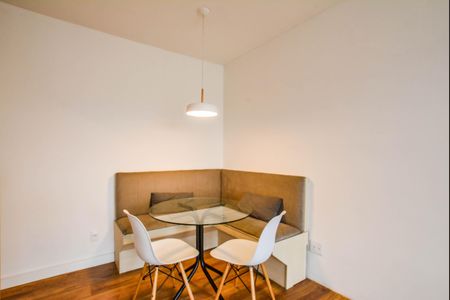Sala de apartamento para alugar com 2 quartos, 49m² em Utinga, Santo André