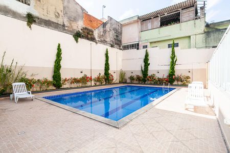 Apartamento para alugar com 49m², 2 quartos e 1 vaga Apartamento para alugar com 49m², 2 quartos e 1 vagaÁrea comum - Piscina