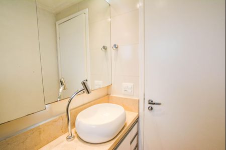 Apartamento para alugar com 49m², 2 quartos e 1 vaga Apartamento para alugar com 49m², 2 quartos e 1 vagaBanheiro