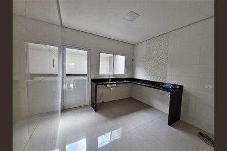 Casa à venda com 110m², 3 quartos e 2 vagas