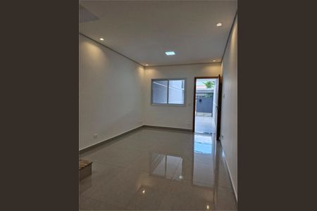 Casa à venda com 110m², 3 quartos e 2 vagas