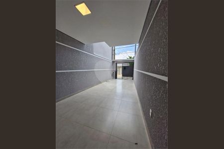 Casa à venda com 110m², 3 quartos e 2 vagas