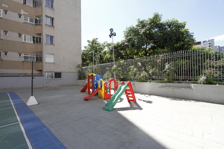 Apartamento à venda com 70m², 3 quartos e 1 vagaÁrea comum - Playground