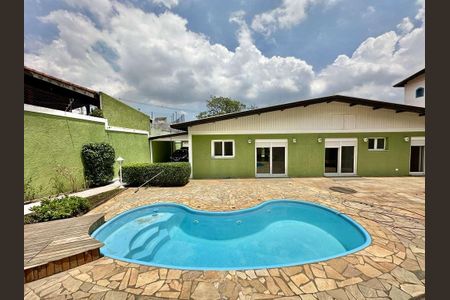 Casa para alugar com 445m², 3 quartos e 5 vagas Casa para alugar com 445m², 3 quartos e 5 vagasÁrea externa