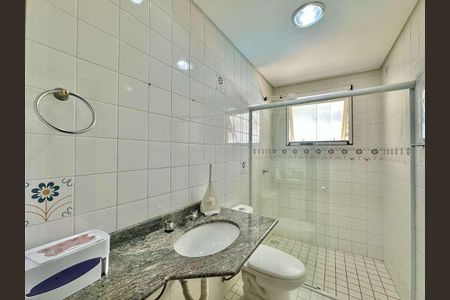 Casa para alugar com 445m², 3 quartos e 5 vagas Casa para alugar com 445m², 3 quartos e 5 vagasBanheiro