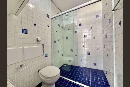 Casa para alugar com 445m², 3 quartos e 5 vagas Casa para alugar com 445m², 3 quartos e 5 vagasBanheiro