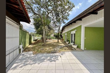 Casa para alugar com 445m², 3 quartos e 5 vagas Casa para alugar com 445m², 3 quartos e 5 vagasÁrea externa