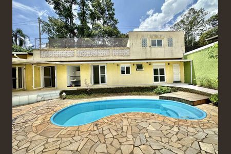 Casa para alugar com 445m², 3 quartos e 5 vagas Casa para alugar com 445m², 3 quartos e 5 vagasÁrea externa