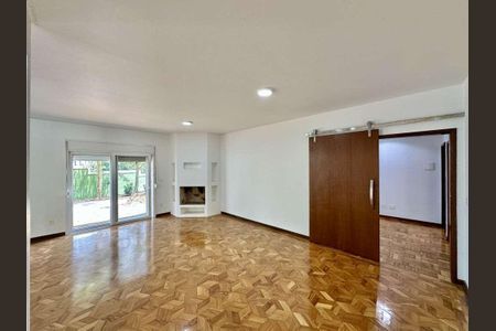 Sala de casa para alugar com 3 quartos, 445m² em Granja Viana, Cotia
