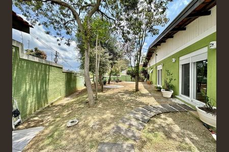Casa para alugar com 445m², 3 quartos e 5 vagas Casa para alugar com 445m², 3 quartos e 5 vagasÁrea externa