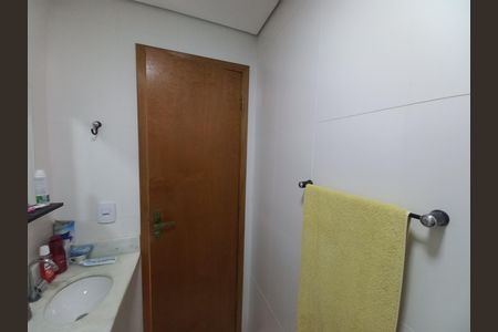 Apartamento para alugar com 60m², 2 quartos e 1 vaga Apartamento para alugar com 60m², 2 quartos e 1 vagaBanheiro