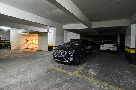 Apartamento à venda com 80m², 3 quartos e 2 vagas Apartamento à venda com 80m², 3 quartos e 2 vagasGaragem