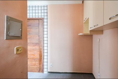 Apartamento à venda com 80m², 3 quartos e 2 vagas Apartamento à venda com 80m², 3 quartos e 2 vagasDespensa