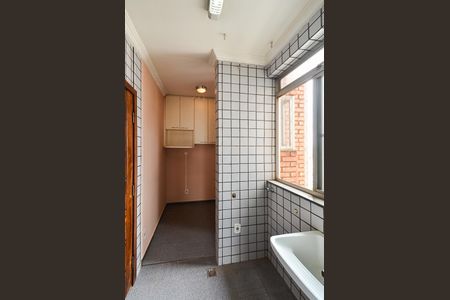 Apartamento à venda com 80m², 3 quartos e 2 vagas Apartamento à venda com 80m², 3 quartos e 2 vagasÁrea de Serviço